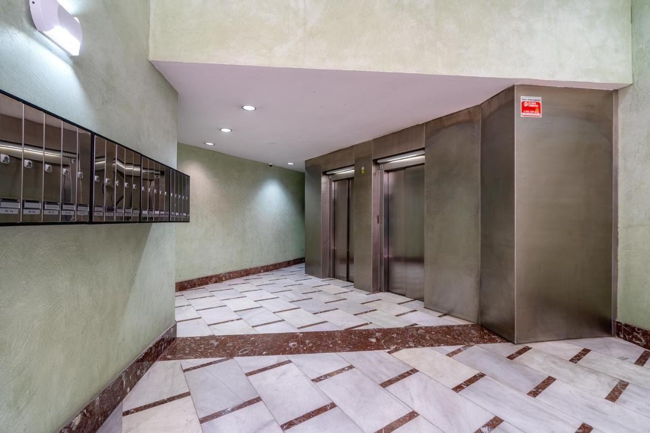 Apartmán Espectacular Loft En Centrico Edificio Singular Manresa Exteriér fotografie